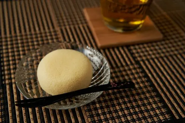 みるく饅頭 月化粧