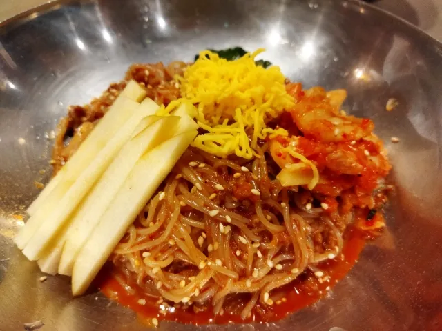 ビビン麺