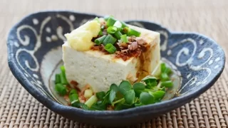 島豆腐の冷ややっこ