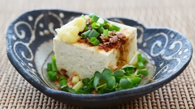 島豆腐の冷ややっこ