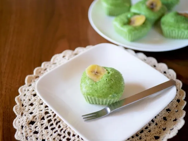ほうれん草パウダーを使った蒸しパン