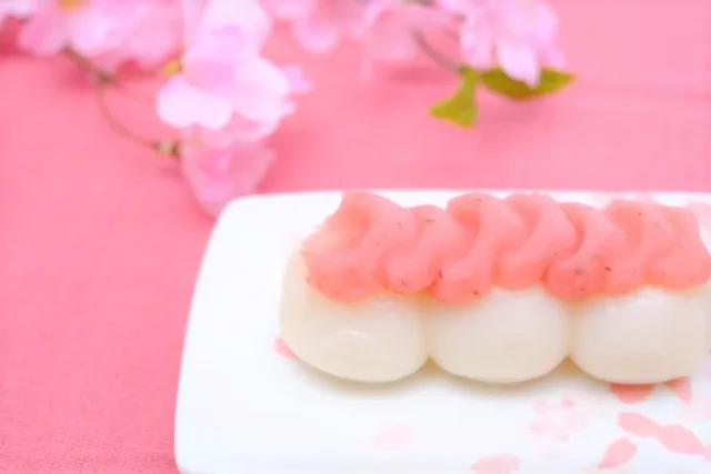 桜餡の団子