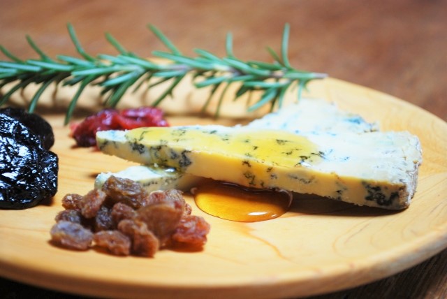 スティルトンチーズ（ブルーチーズ）