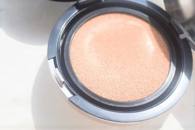 クッションファンデ