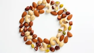 ミックスナッツ