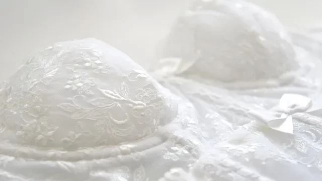ブラジャー