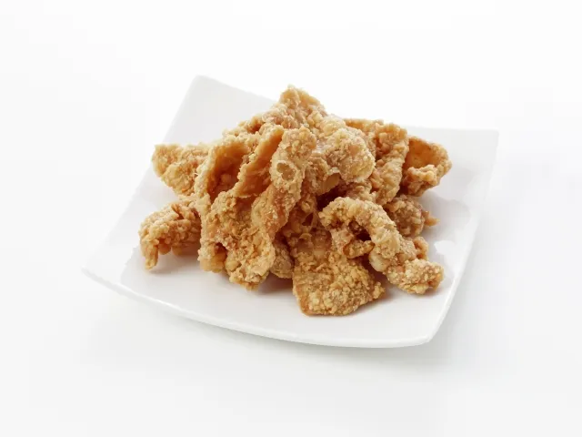カリカリ鶏皮