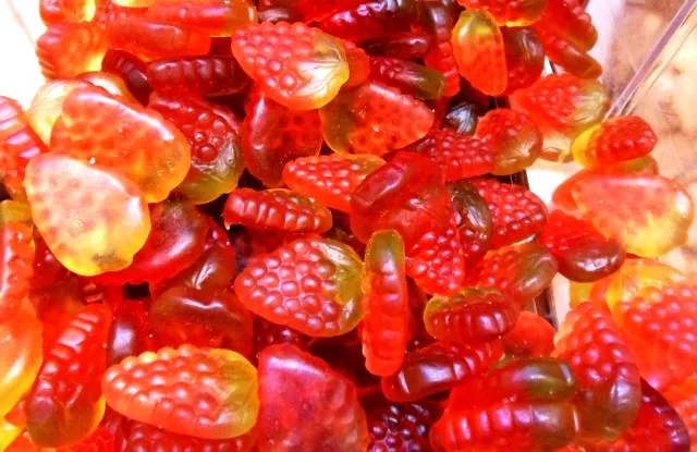 いちごグミ